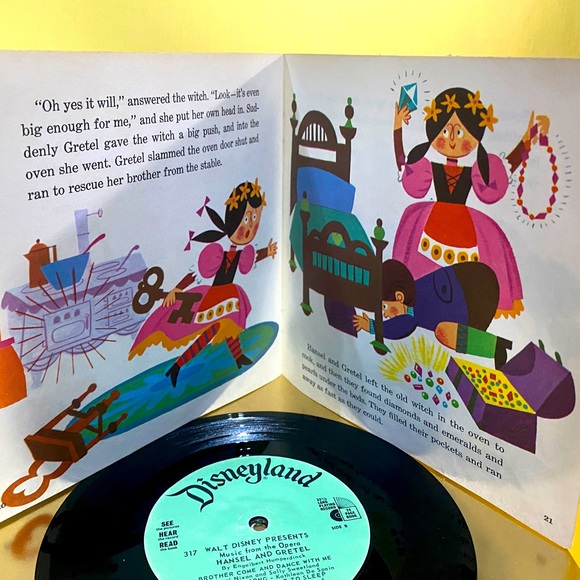 WALT DISNEY VTG 1967 HANSEL AND GRETEL DISNEYLAND VINYL 45 RECORD & 24p BOOK  7” - Picture 3 of 16